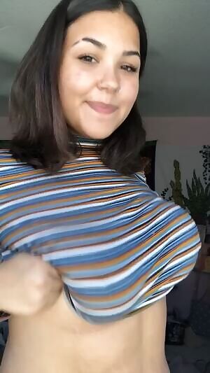 Can i show you my boobies? 🥺💕