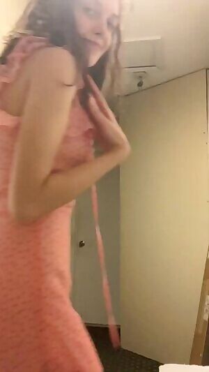 Ass shakes in front of the security camera 🤫