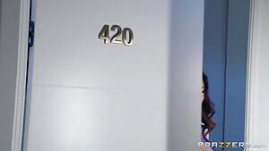 Gabriela Lopez - Champagne And Diamonds