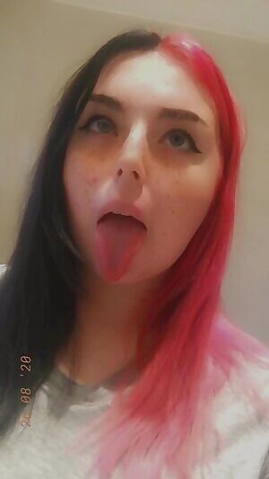 Bad quality for a bad girl ;)