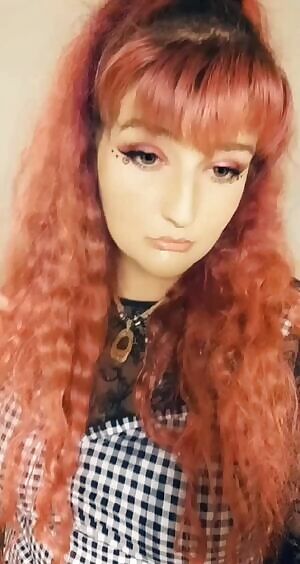 Im doing something super special today! If you go to my page and read my bio and complete the task to get on my nice list, dm me. Ive got some special gifts to give out in return that id never post on my reddit... 😉💋