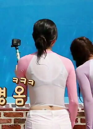 Gfriend - Yuju & Umji