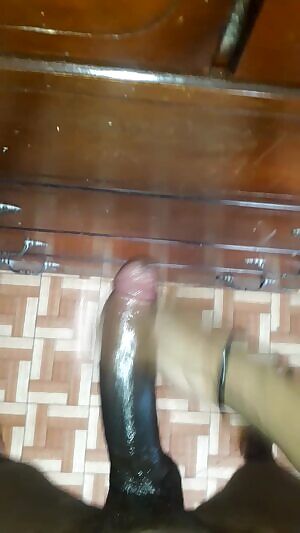 Oiled up cumshot 🍆💦💦