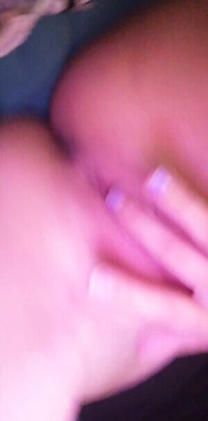 Grinding my pretty pink pussy