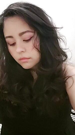 Hi, I decided to show my face 🥰