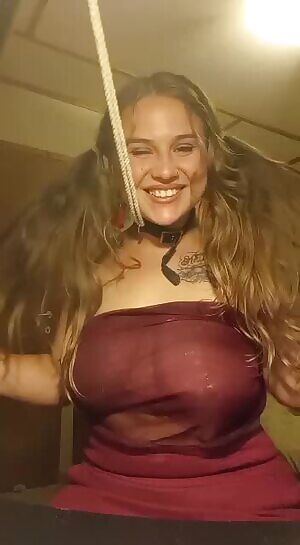 I borrowed my dogs collar like a complete hoe cuz I'm so desperate to feel choked