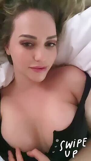 Mia and her cleavage