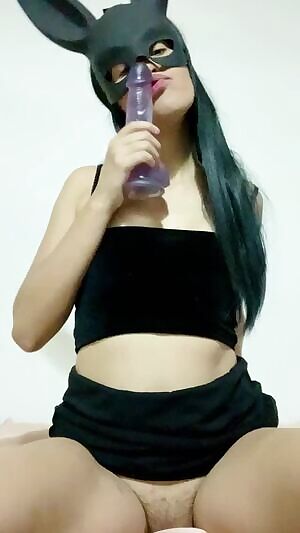 Horny Latina😈 Available to ting , Sessions and Also Customs 😼 Get Yours ONLINE KiK Or Telegram Add Me Frostypaulina 🖤