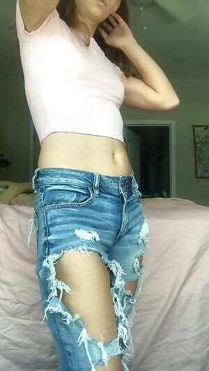 i gingersnapped and posted my first strip tease ! what do u think ? 😚