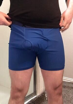 Imagine pantsing me and this happens 👀