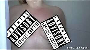 Busty Blonde American Offering Pay2play Camshows