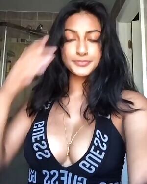 Any fans of Indian girls?