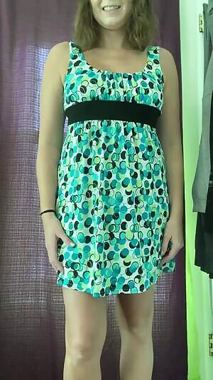 Heading to the mall for some shopping wearing only a dress and buttplug 🙊😈😜