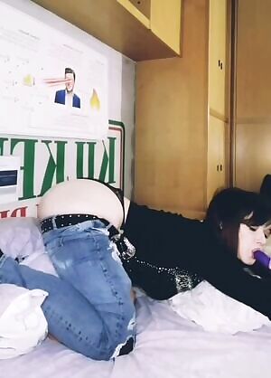 Acting Like A Goood Girl 💜