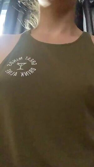 Morning titties