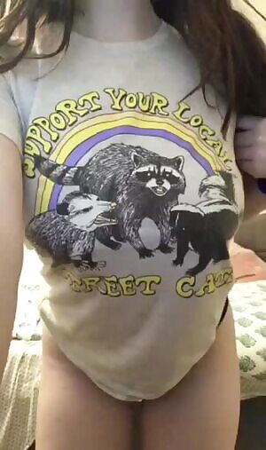 Support your local street cats!