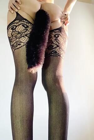 ONLINE Teenager I’M AVAILABLE for You💋Get your ing Sessions 2$ & sessions for 3$🔥 Customs  Anal Play and your cock❤️ Add Me to Kik Frostypaulina or Telegram Frosty_Paulina😈 Read Below👀 🔥