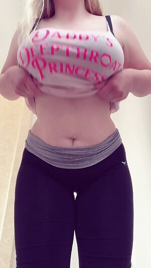 Snuck away to drop these titties out for you 🤫