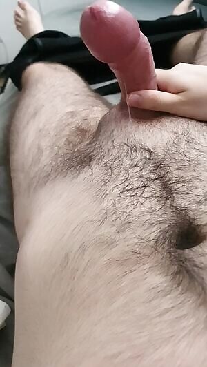 I made such a drippy mess😉💦 Raise your hand if you wanna be on the cleanup crew 🙋‍♂️