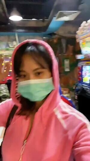 Indonesian hottie showing her goods.