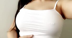 Tell me what you would do to my big tits 😍