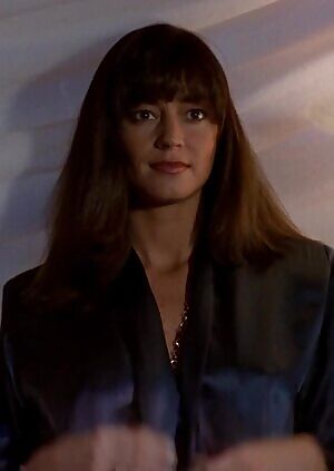 Ava Fabian - Ski School