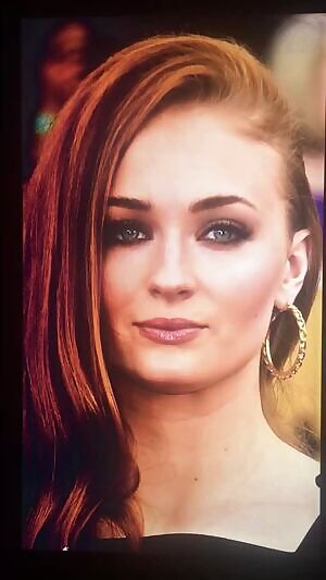 Sophie Turner gets her face GLAZED IN MY BIG, THICK LOAD OF HOT CUM!!!