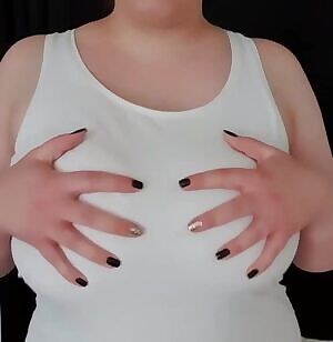 It's Friday, time to let out the girls 😏 34