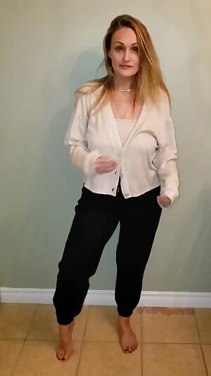 How many people will see my tits tonight? 😈🥰