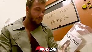 Eva's Backroom Adventures 💥