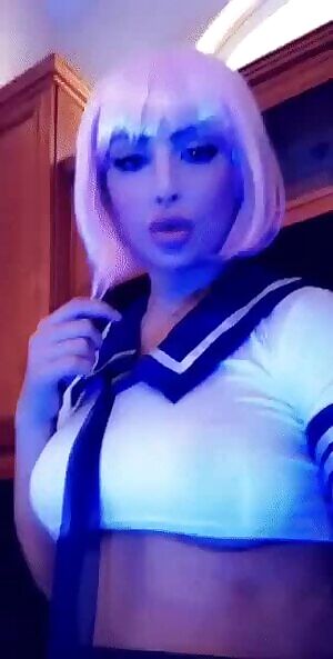 Her underboob is so subtle