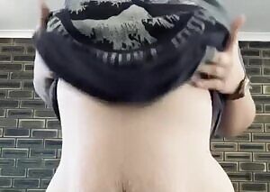 Soft and squishy tiddies 🥺