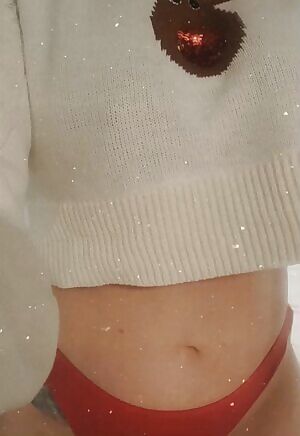 🎄 🎶 Jingle Bells Batman smells my tits ain’t gonna stare at themselves 🎶🎄 Ps. Are y’all getting tired of my videos yet? 🙈