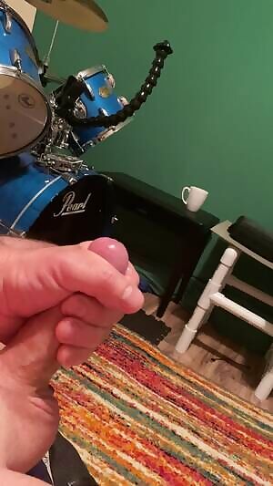 Leaky cum spray across the room