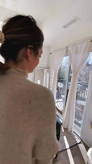 Come take a look into my mirror of truth🔮