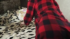 Come watch me rubbing my hairy pussy🙈 I cum so hard my eyes were teary. Definitely one of my hardest orgasms on camera. 10% off in the comments👇