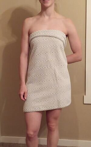 Happy National Short Girl Day!😊